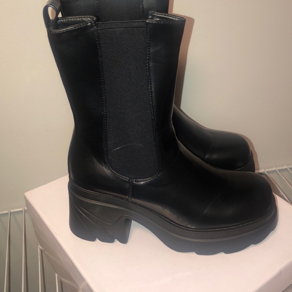 Black boots